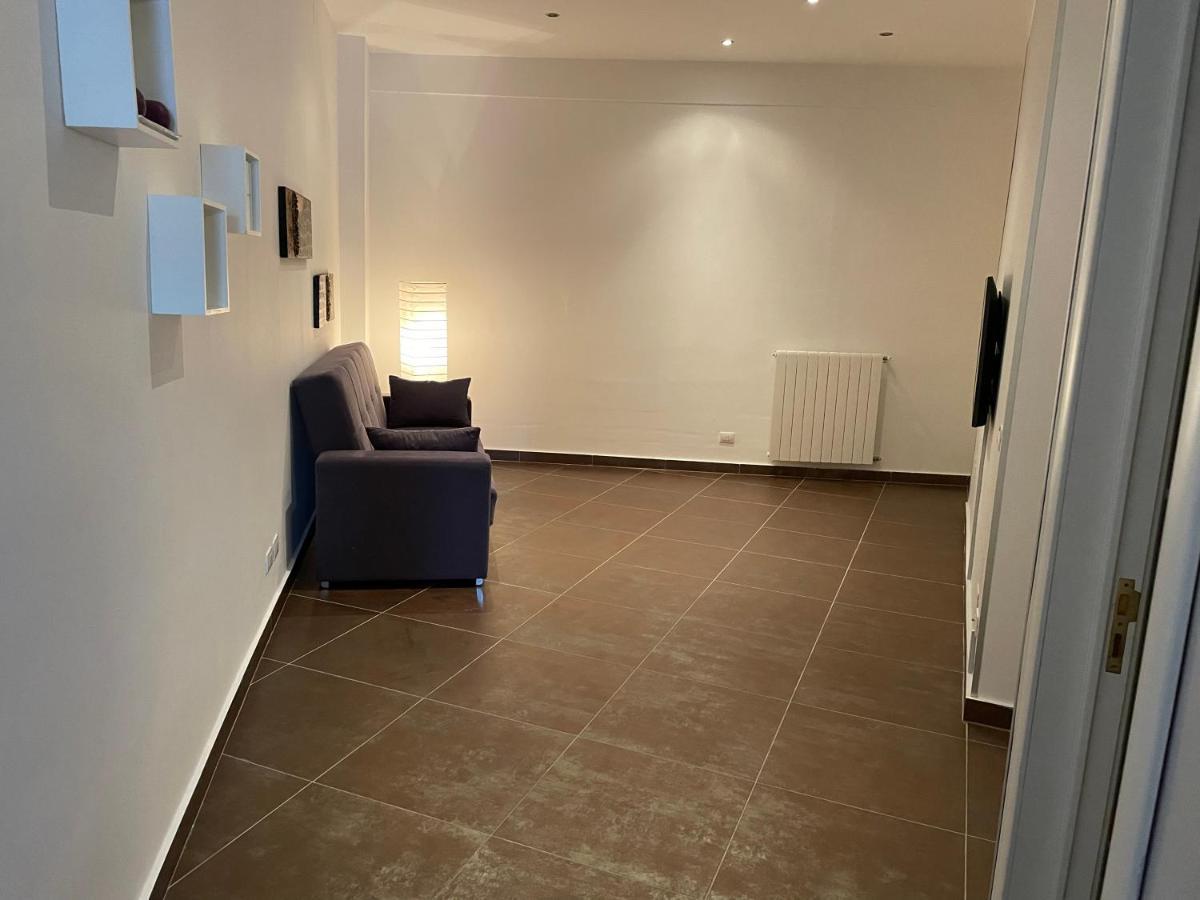 La Casa Di Bea Apartment Lecce Luaran gambar